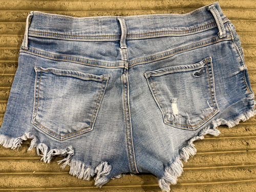 Women’s low rise Hollister denim shorts size 7
